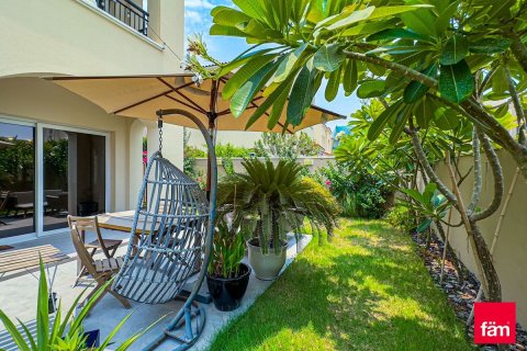 Townhouse de închiriat în Dubai, EAU 3 dormitoare, 275.3 mp. №721130 - poză 16