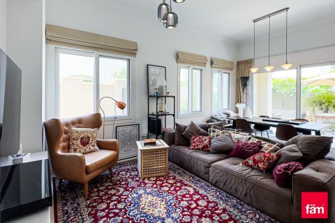 Townhouse de închiriat în Dubai, EAU 3 dormitoare, 275.3 mp. №721130 - poză 3