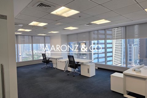 Jumeirah Lake Towers, Dubai, संयुक्त अरब अमीरात में कार्यालय, 168.1 वर्ग मीटर, संख्या 670687 - फ़ोटो 1