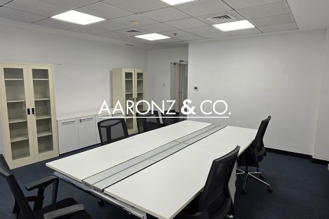 Jumeirah Lake Towers, Dubai, संयुक्त अरब अमीरात में कार्यालय, 168 वर्ग मीटर, संख्या 670687 - फ़ोटो 10