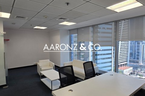 Jumeirah Lake Towers, Dubai, संयुक्त अरब अमीरात में कार्यालय, 168 वर्ग मीटर, संख्या 670687 - फ़ोटो 3