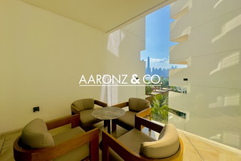 Apartamento en alquiler en Palm Jumeirah, Dubai, EAU 3 dormitorios, 216 m2 № 670685 - foto 28