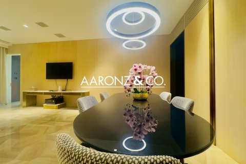 Apartamento en alquiler en Palm Jumeirah, Dubai, EAU 3 dormitorios, 216 m2 № 670685 - foto 9