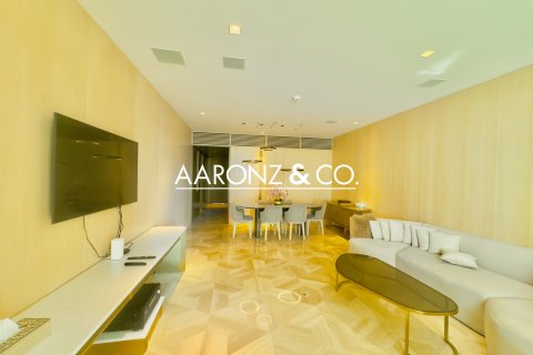 Apartamento en alquiler en Palm Jumeirah, Dubai, EAU 3 dormitorios, 216 m2 № 670685 - foto 1