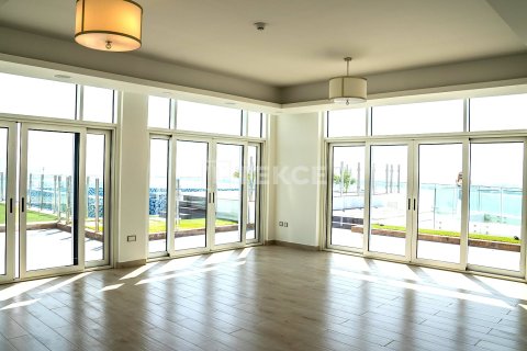 Apartment til salg i Palm Jumeirah, Dubai, UAE 2 soveværelser, 148 kvm № 706431 - foto 6