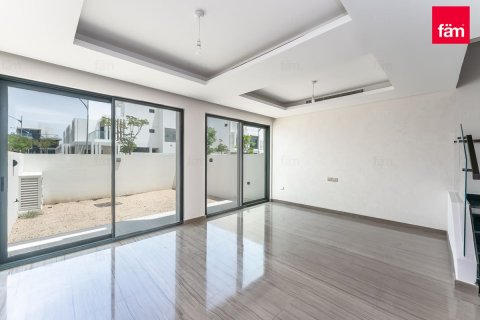 Villetta a schiera in affitto a Dubai, EAU 3 camere da letto, 138 mq. № 705858 - foto 2