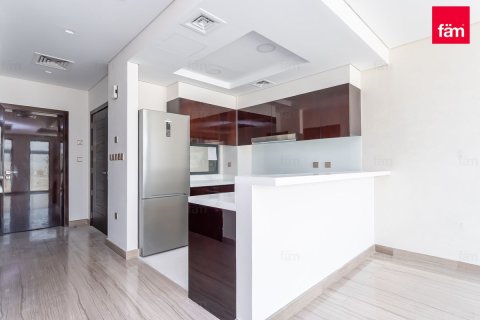 Villetta a schiera in affitto a Dubai, EAU 3 camere da letto, 138 mq. № 705858 - foto 9