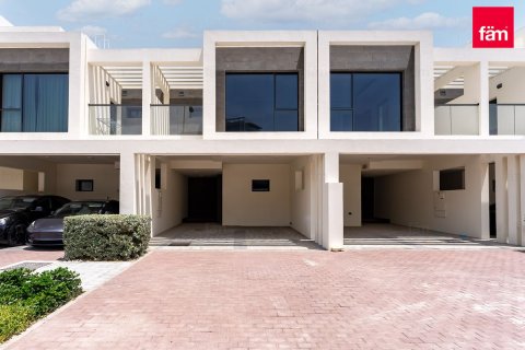 Villetta a schiera in affitto a Dubai, EAU 3 camere da letto, 138 mq. № 705858 - foto 26