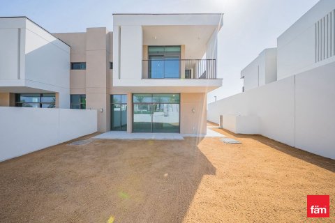 Vila v Al Furjan, Dubai, SAE 4 ložnice, 335.9 m² Č.: 630336 - fotografie 17