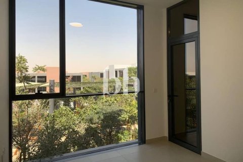 Radový dom v Tilal City, Sharjah, SAE 4 spálne, 246 m2 č. 642917 - Fotografia 6