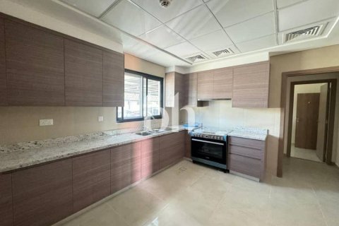 Shtëpi në qytet në Al Rahmaniya, Sharjah, Emiratet e Bashkuara Arabe 3 dhoma gjumi, 283 m2. № 642923 - Foto 10