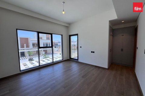 Radový dom v Dubai, SAE 4 spálne, 144.3 m2 č. 758532