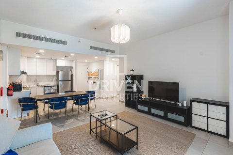 Apartamento en venta en Umm Suqeim, Dubai, EAU 2 dormitorios, 100.99 m2 № 744634 - foto 4