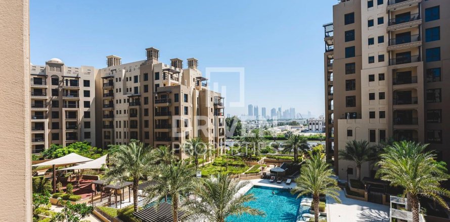 Apartamento en Umm Suqeim, Dubai, EAU 2 dormitorios, 100.99 m² № 744634