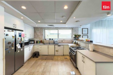 Dubai, BAE’de kiralık вилла 4 yatak odası, 511.2 m&sup2; No 641679 - fotoğraf 15