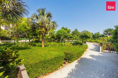 Villa in vendita a Dubai, EAU 3 camere da letto, 278.6 mq. № 764035 - foto 23