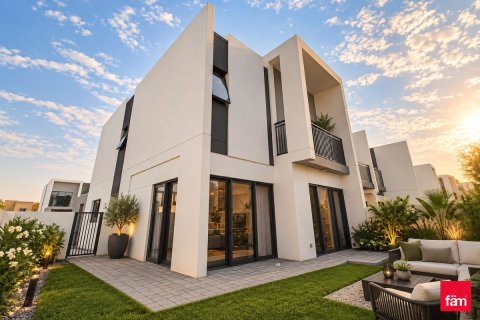 Villa à Dubai, EAU: 4 chambres, 230 m2 № 764034