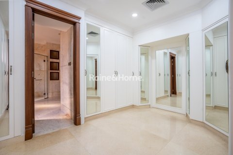 Villa itt: Al Barsha, Dubai, EAE, 6 hálószoba, 1393.5 m², azonosító: 707630 - fénykép 13
