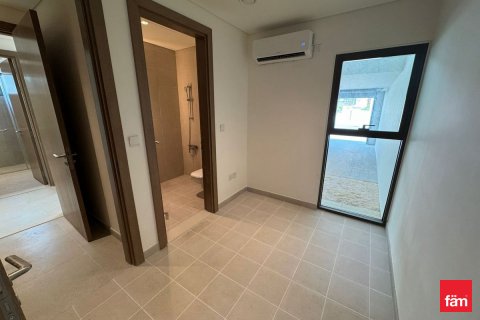 Villa sa Al Furjan, Dubai, UAE 4 silid-tulugan, 358.9 sq.m. № 634557 - larawan 14