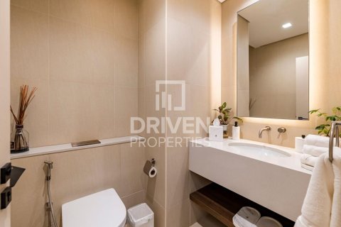 Vilë në Jumeirah, Dubai, Emiratet e Bashkuara Arabe 3 dhoma gjumi, 275 m2. № 683023 - Foto 13