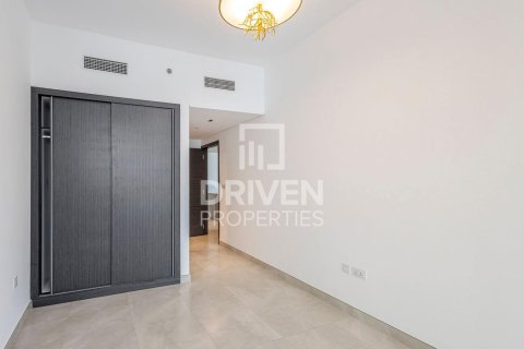 Huoneisto Business Bay, Dubai, Arabiemiraatit 2 makuuhuonetta, 145 m2 № 682831 - kuva 6