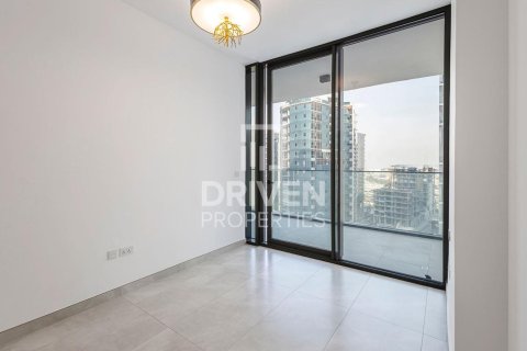 Huoneisto Business Bay, Dubai, Arabiemiraatit 2 makuuhuonetta, 145 m2 № 682831 - kuva 9