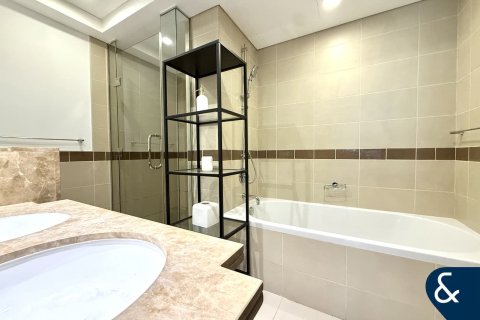 Apartament në Downtown Dubai (Downtown Burj Dubai), Emiratet e Bashkuara Arabe 1 dhomë gjumi, 79 m2. № 698147 - Foto 6