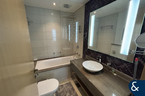 Apartman u gradu Business Bay, Dubai, UAE 2 spavaće sobe, 130 m2 Br. 698149 - Slika 16