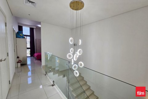 Casa urbana para arrendamento em Dubai, EAU 3 quartos, 324 m2 № 711683 - foto 9