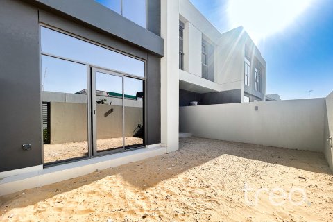 Villa til salgs i Dubai South (Dubai World Central), Dubai, Emiratene 3 soverom, 239.97 kvm Nr. 733268 - Foto 1