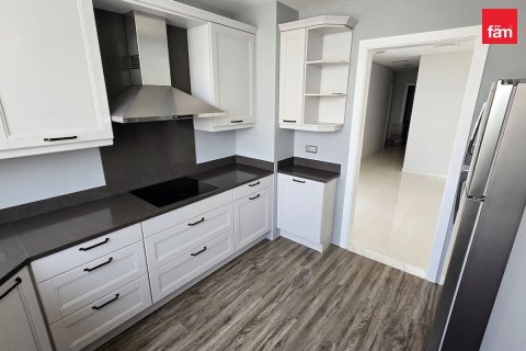 Appartamento in vendita a Dubai, EAU 2 camere da letto, 206.1 mq. № 758535 - foto 12