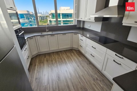 Appartamento in vendita a Dubai, EAU 2 camere da letto, 206.1 mq. № 758535 - foto 9