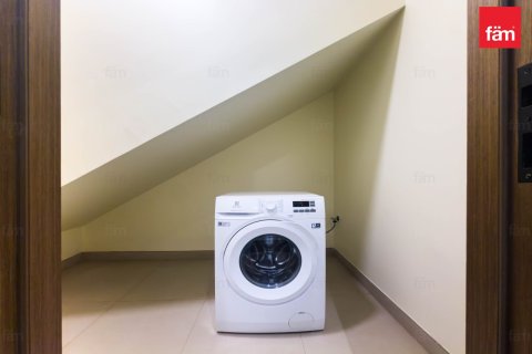 Kaupunkipientalo Dubai, Arabiemiraatit 4 makuuhuonetta, 144 m2 № 758536 - kuva 9