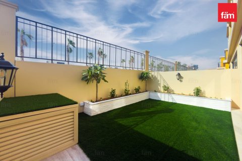 Kaupunkipientalo Dubai, Arabiemiraatit 4 makuuhuonetta, 144 m2 № 758536 - kuva 6