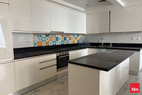 Business Bay, Dubai, UAE의 판매용 아파트 침실 3개, 184제곱미터 번호 638212 - 사진 10