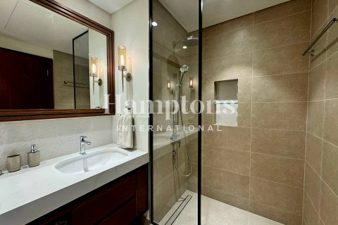 Apartament de închiriat în Dubai Harbour, Dubai, EAU 3 dormitoare, 177.96034165 mp.  №651665 - poză 27