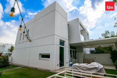 Řadový dům v Dubai, SAE 3 ložnice, 346.9 m² Č.: 630664 - fotografie 3