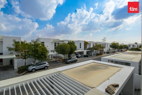 Řadový dům v Dubai, SAE 3 ložnice, 346.9 m² Č.: 630664 - fotografie 17