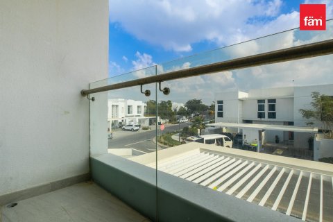 Řadový dům v Dubai, SAE 3 ložnice, 346.9 m² Č.: 630664 - fotografie 16