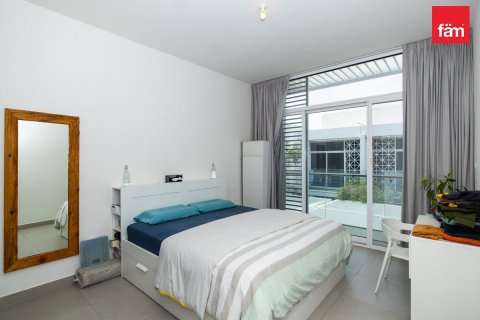 Řadový dům v Dubai, SAE 3 ložnice, 346.9 m² Č.: 630664 - fotografie 20