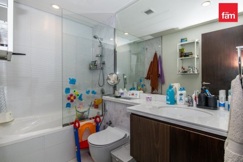 Řadový dům v Dubai, SAE 3 ložnice, 346.9 m² Č.: 630664 - fotografie 8