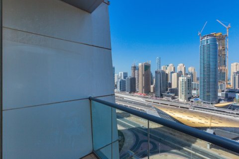 Appartement te huur in Jumeirah Lake Towers, Dubai, VAE 1 slaapkamer, 77 vr.m., nr 701688 - foto 9