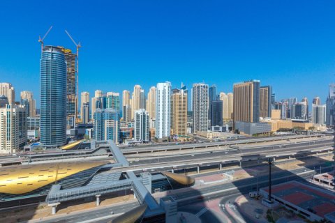 Appartement te huur in Jumeirah Lake Towers, Dubai, VAE 1 slaapkamer, 77 vr.m., nr 701688 - foto 11