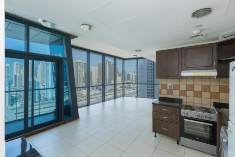 Appartement te huur in Jumeirah Lake Towers, Dubai, VAE 1 slaapkamer, 77 vr.m., nr 701688 - foto 3
