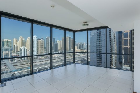 Appartement te huur in Jumeirah Lake Towers, Dubai, VAE 1 slaapkamer, 77 vr.m., nr 701688 - foto 2