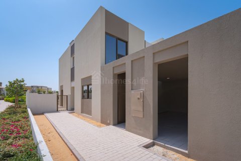 Villa para venda em Dubai Land, Dubai, EAU 4 quartos, 230 m2 № 678038 - foto 20