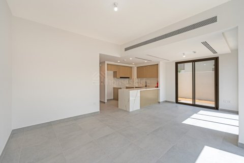 Villa para venda em Dubai Land, Dubai, EAU 4 quartos, 230 m2 № 678038 - foto 3