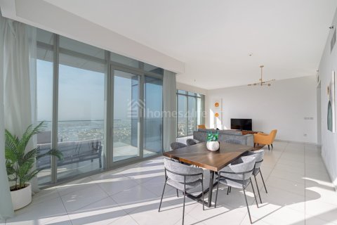 Apartmen di Al Satwa, Dubai, UAE 2 bilik tidur, 180 meter persegi № 700380 - foto 1