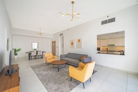 Apartment in Al Satwa, Dubai, UAE 2 bedrooms, 180 sq.m. № 700380 - photo 7