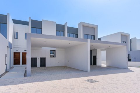 Vila u gradu Dubai Land, Dubai, UAE 3 spavaće sobe, 181 m2 Br. 700408 - Slika 3